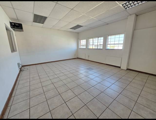 489M² WAREHOUSE TO LET IN CITY DEEP